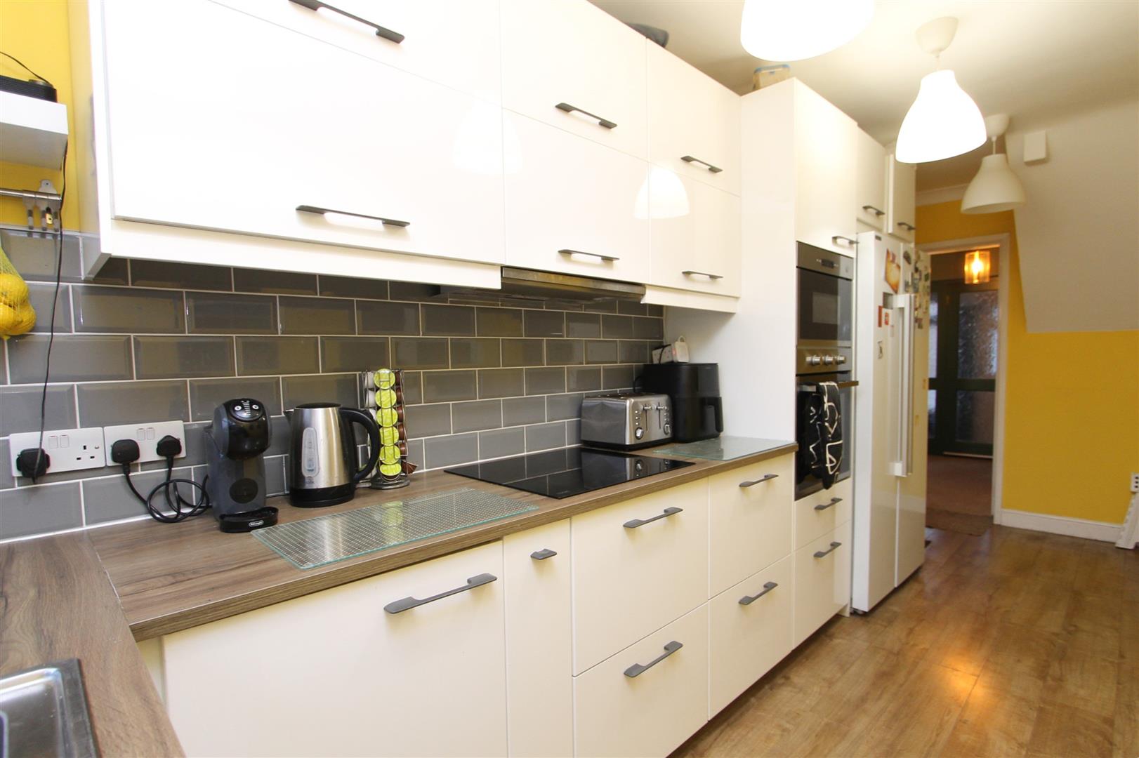 4 bed property in Spencer Street, Kidderminster